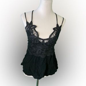 Listicle Black Lace Detail Tank Top